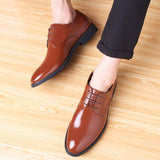 Affluent Thick-soled Laced Up Mens Shoes