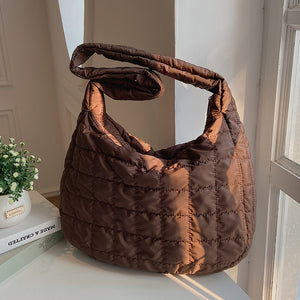 Affluent Lattice Pattern Shoulder Bag