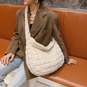 Affluent Lattice Pattern Shoulder Bag