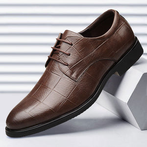 Affluent Thick-soled Laced Up Mens Shoes